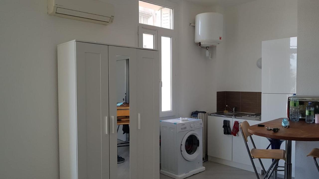 Studio With Sea View For 2 People Toulon Kültér fotó