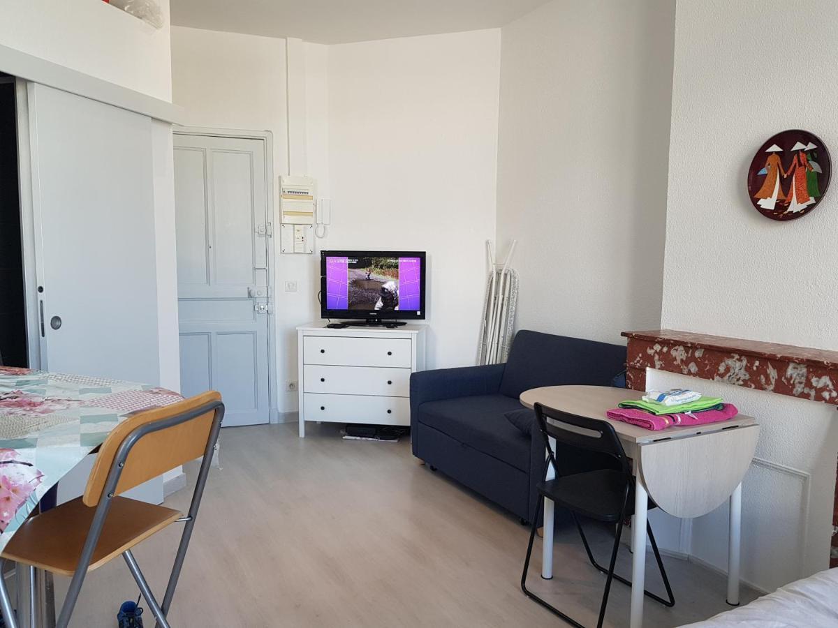 Studio With Sea View For 2 People Toulon Kültér fotó